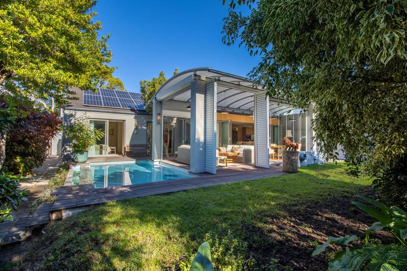 4 Bedroom Property for Sale in Constantia Western Cape